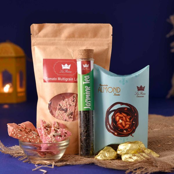 A Complete Delicacy Hamper - Image 2