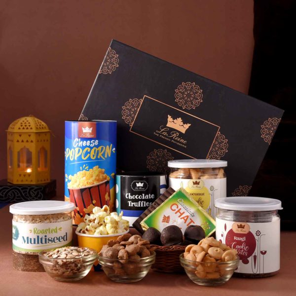 Special Goodie Combo hamper include popcorn, multiseeds jar, cookie bites, chocolate truffle & more