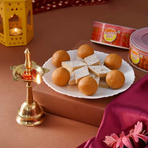 Kerala Deep Ladoo Barfi Hamper