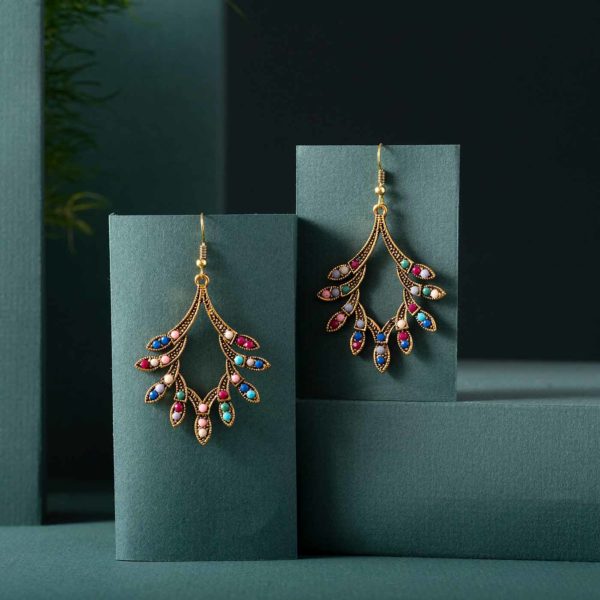 Stylish Karwachauth Potli Earring Gourmet Hamper - Image 3