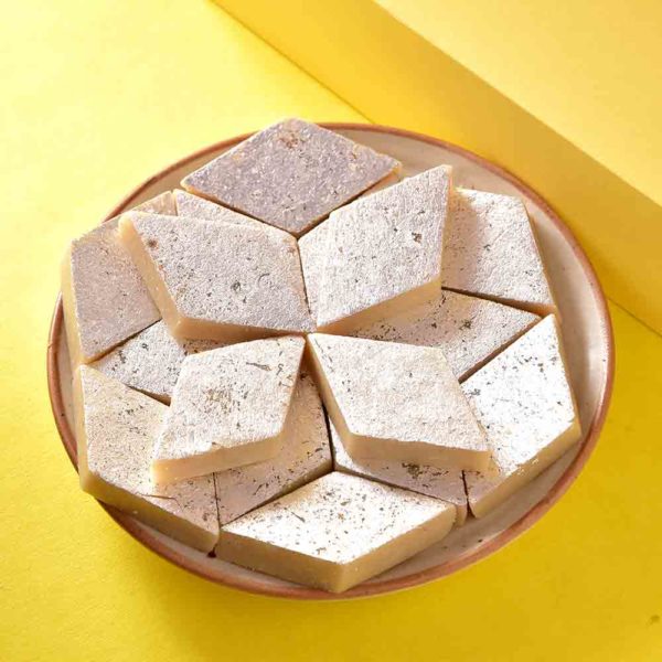 BHAI DOOJ KAJU BARFI WITH POOJA THALI - Image 3