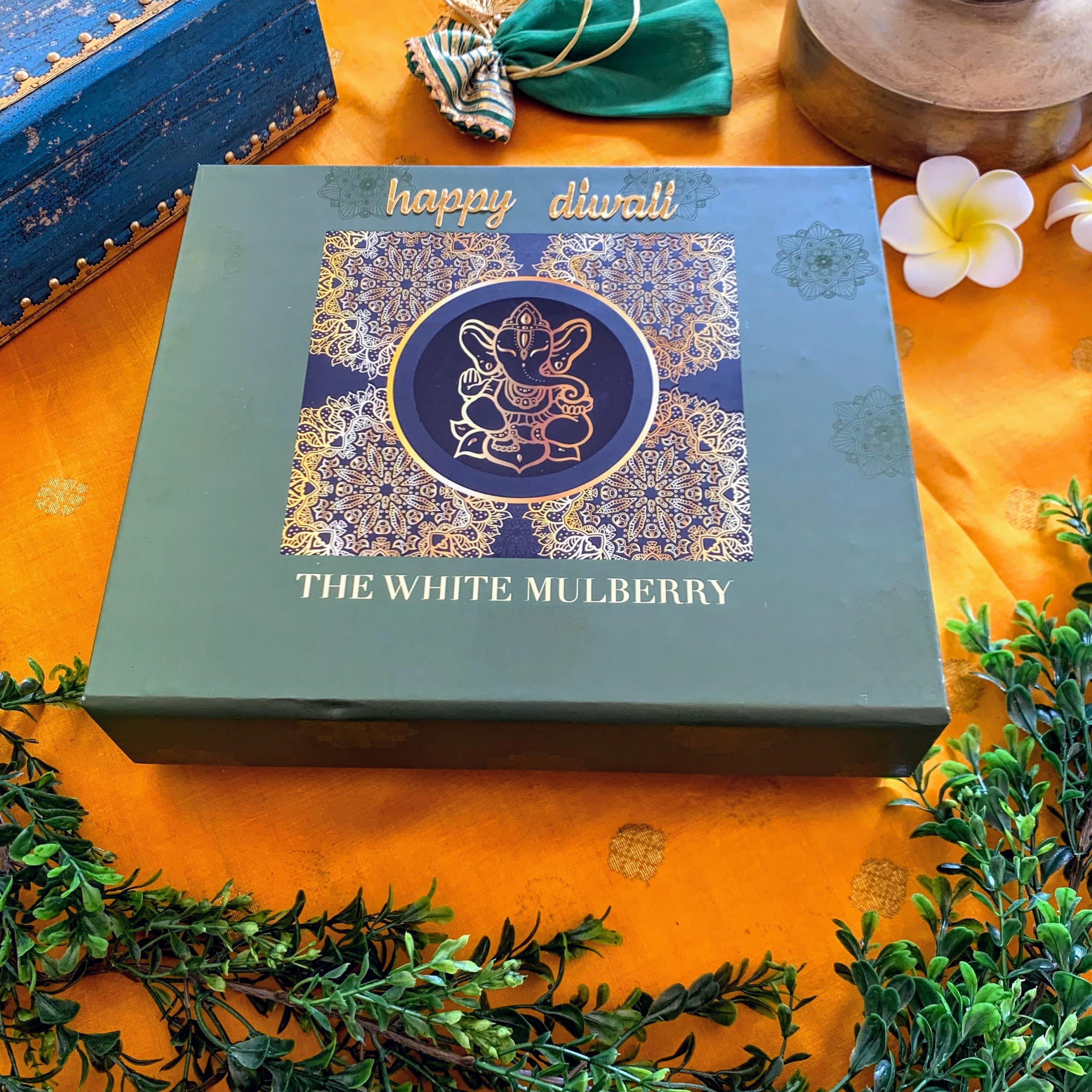 Auspicious Ganesha Gift Box With Silver Coin