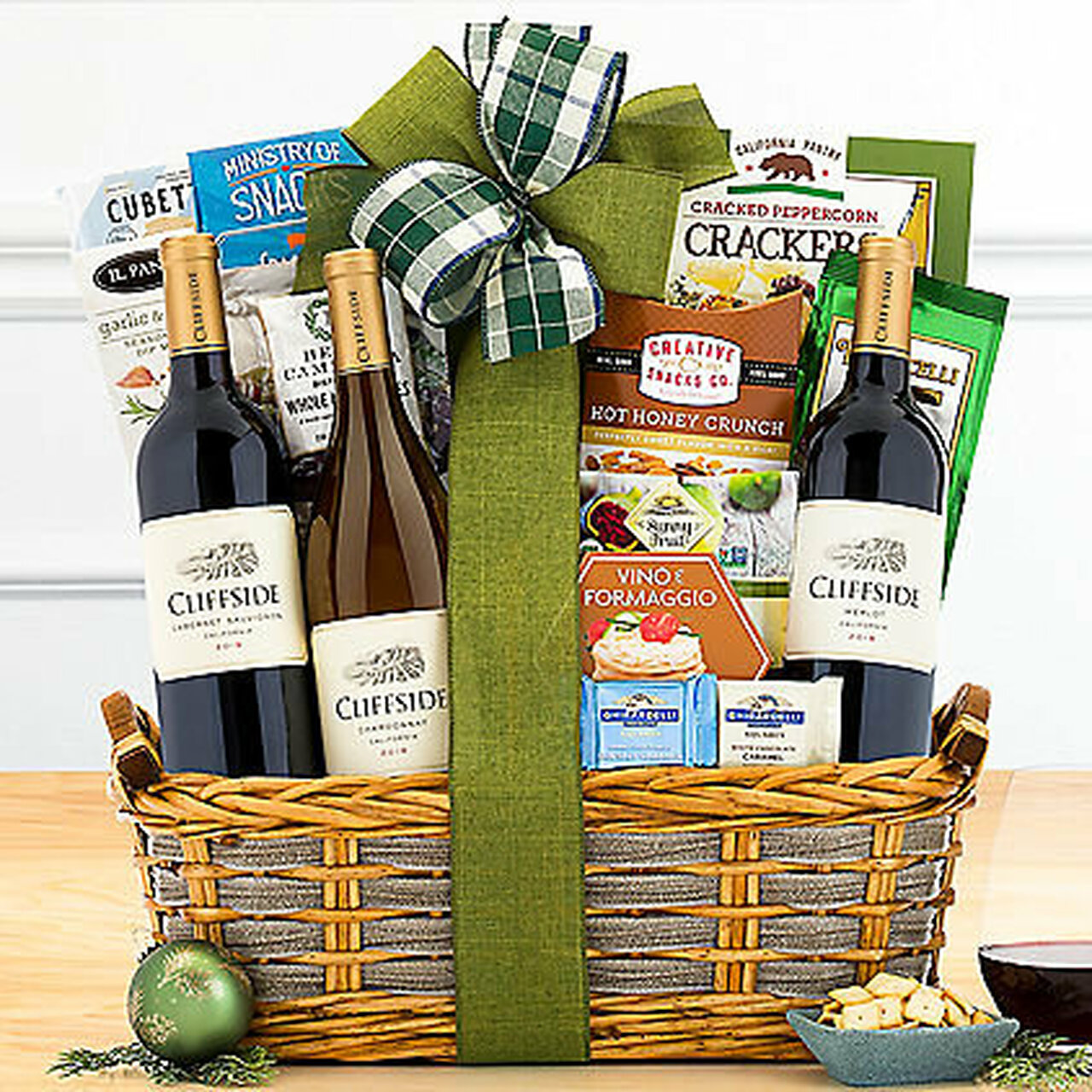 Cliffside Trio Wine Basket