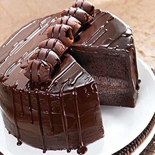 Good looking Chocolaty Cake in a round shape