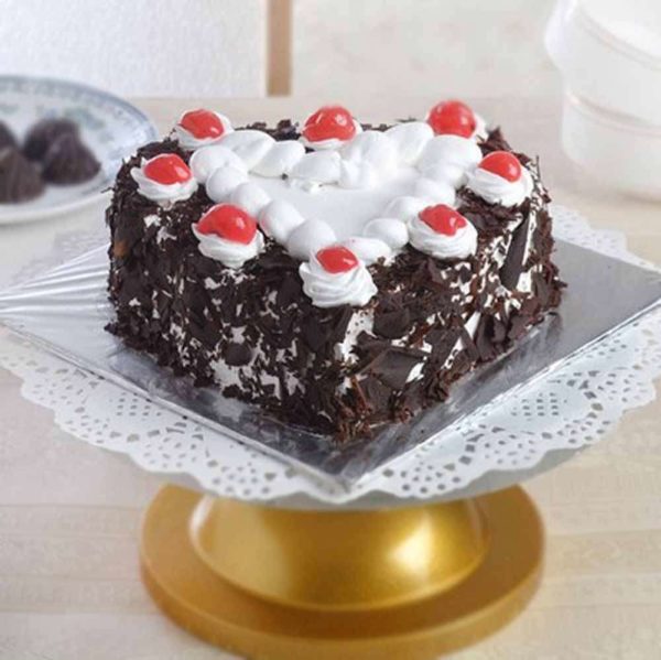 One Kg Heart Shape Black Forest Cake