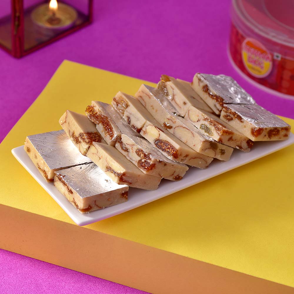 Bhaidooj Pooja Thali Kaju Anjeer Barfi Duo