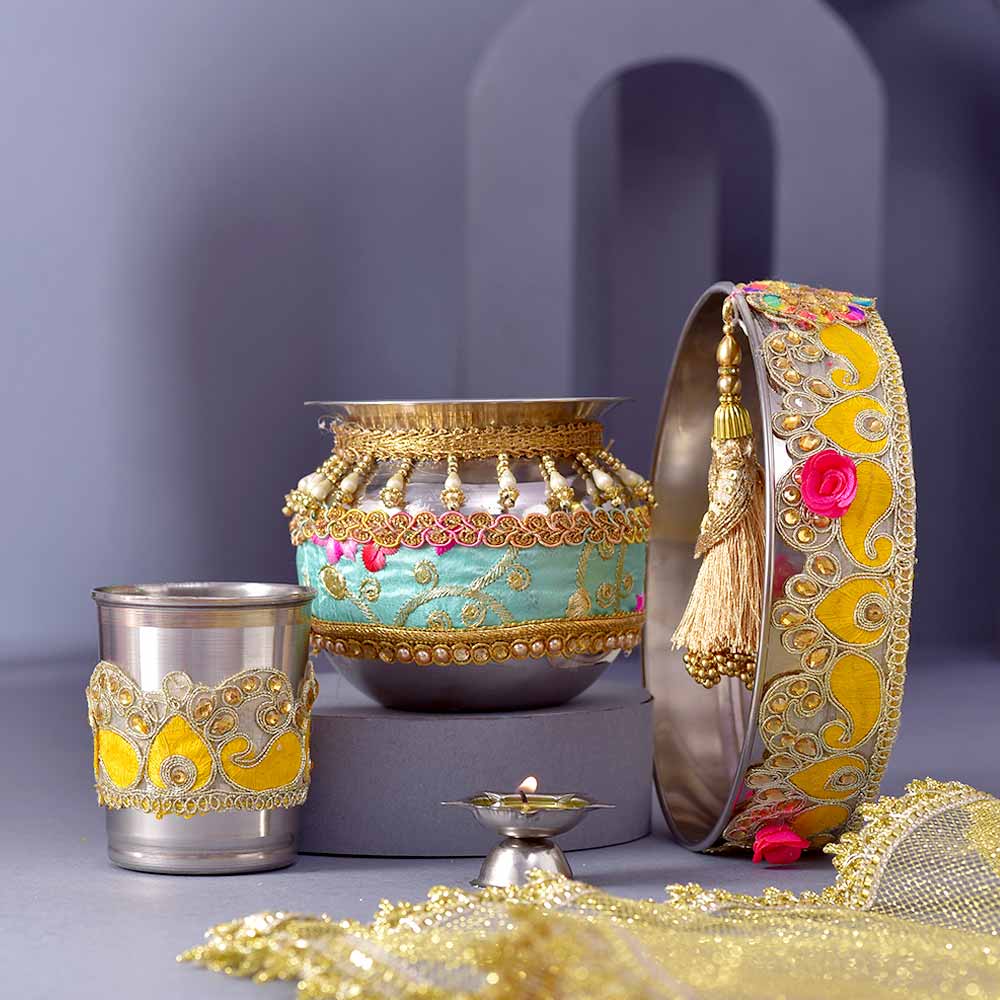 Radha Krishna Karwachauth PoojaThali & Pistachio Nuts Combo