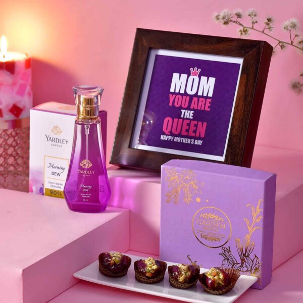 Queen mom's pamper hamper