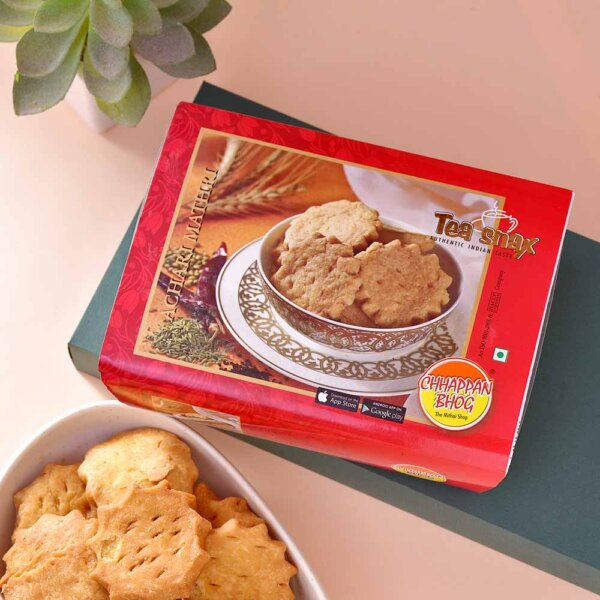Kapoor Aarti & Kesar Peda  Achari Mathri Hamper for usa - Image 4