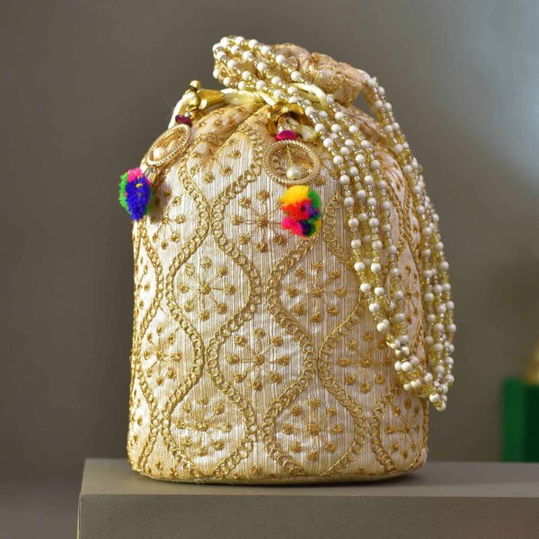 Karwachauth Thali Hamper for Usa - Image 4