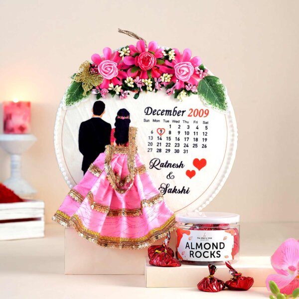 Personalized Anniversary Calander & Chocolates